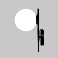 Настенный светильник со стеклянным плафоном 60147/1 черный